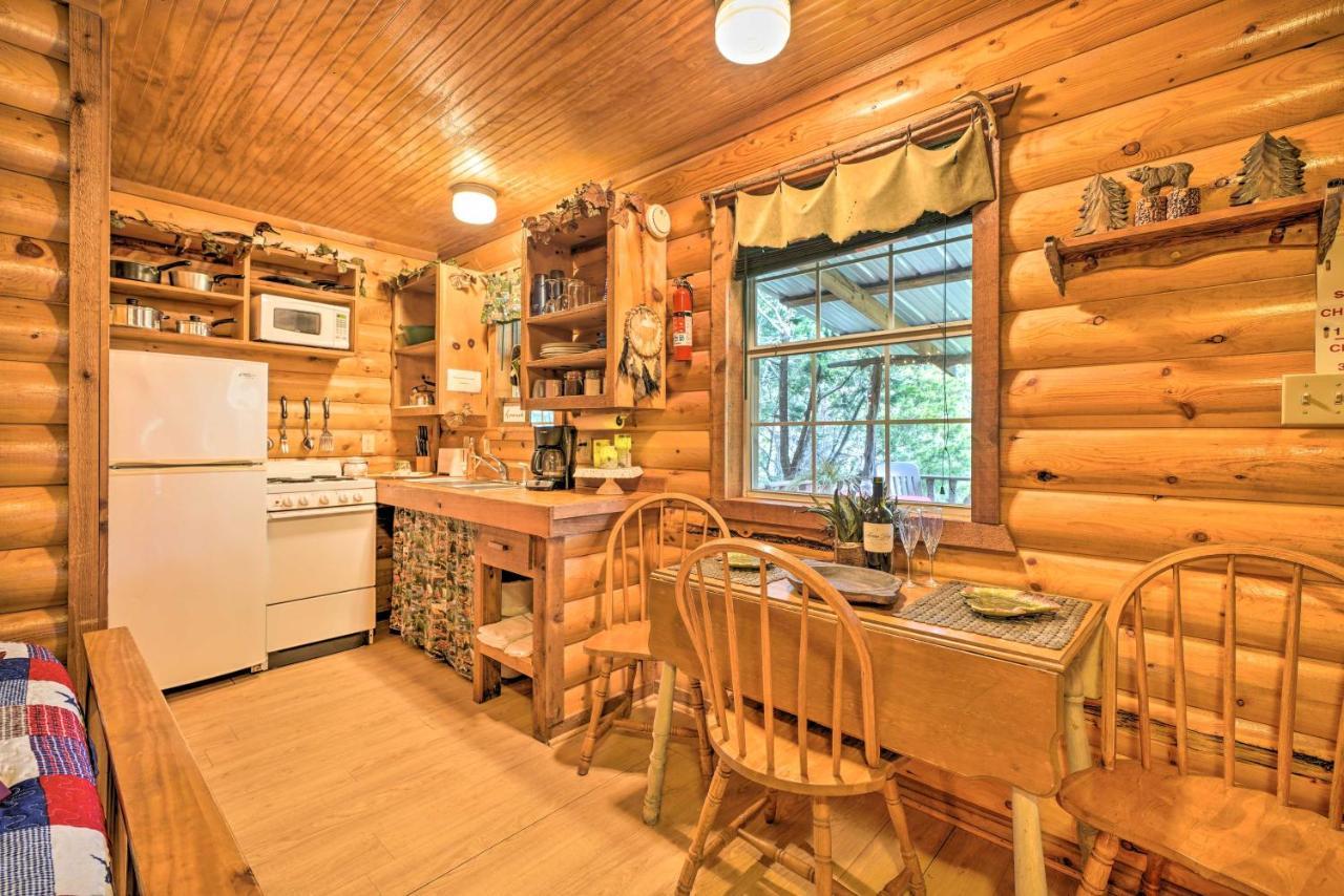Cozy Davis Cabin With Deck - Nestled By Honey Creek! 외부 사진
