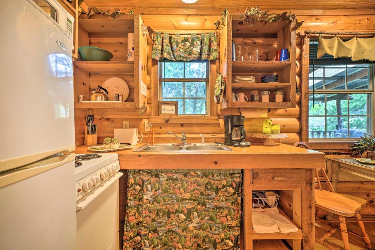 Cozy Davis Cabin With Deck - Nestled By Honey Creek! 외부 사진